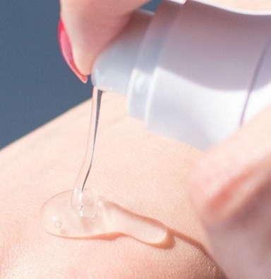 Sữa rửa mặt dạng gel